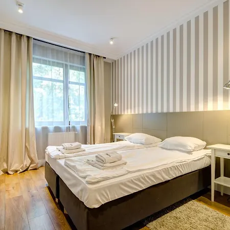 Apartment Dom & House Neptun Park Premium *